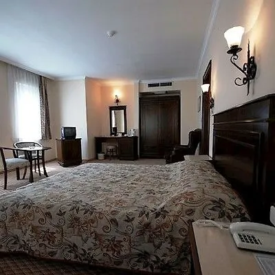 Montania Town Mudanya ホテル 3*