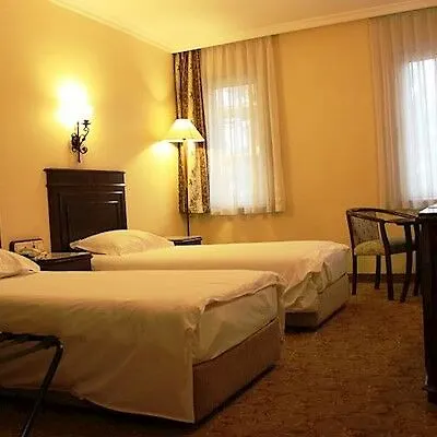 ホテル Montania Town Mudanya ブルサ